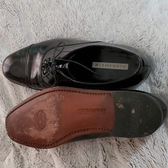 FLORSHEIM Men's Retro Dressy Black Oxford Lace-up Shoes - Toe Cap Style - Sz 9D - Picture 10 of 15